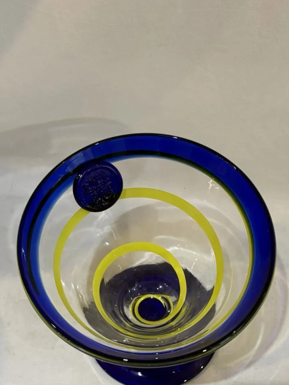 Pair Kosta Boda Royal Caribbean Cruises Swirl Martini Margarita Cocktail Glasses